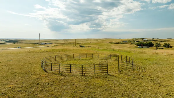 $659,900 | 555 Trabing Road, Buffalo, WY 82834