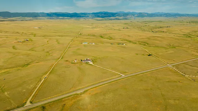 $699,999 | 555 Trabing Road, Buffalo, WY 82834