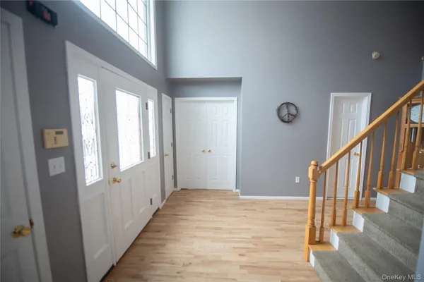 $815,000 | 17 Oakley Boulevard, Garnerville, NY 10923