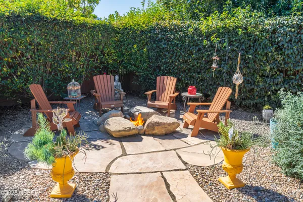 $1,699,000 | 591 Valley Oak Road, Solvang, CA 93463