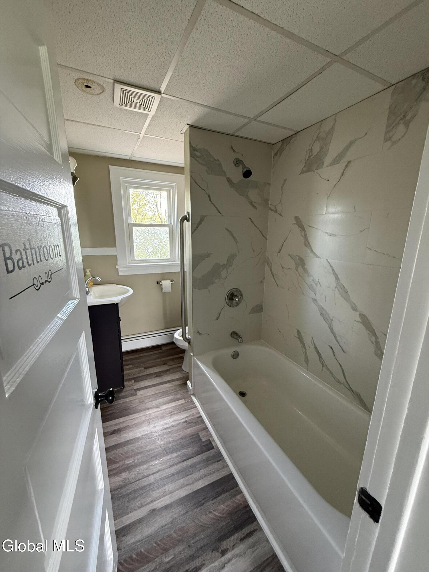 2727 Balltown Road Niskayuna, NY 12309 - Photo 5 of 11 IMG_2937
