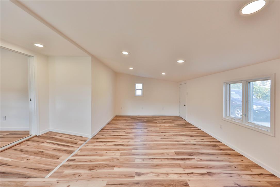 962 Mauch Chunk Road Palmerton, PA 18071 - Photo 25 of 88 lighting.