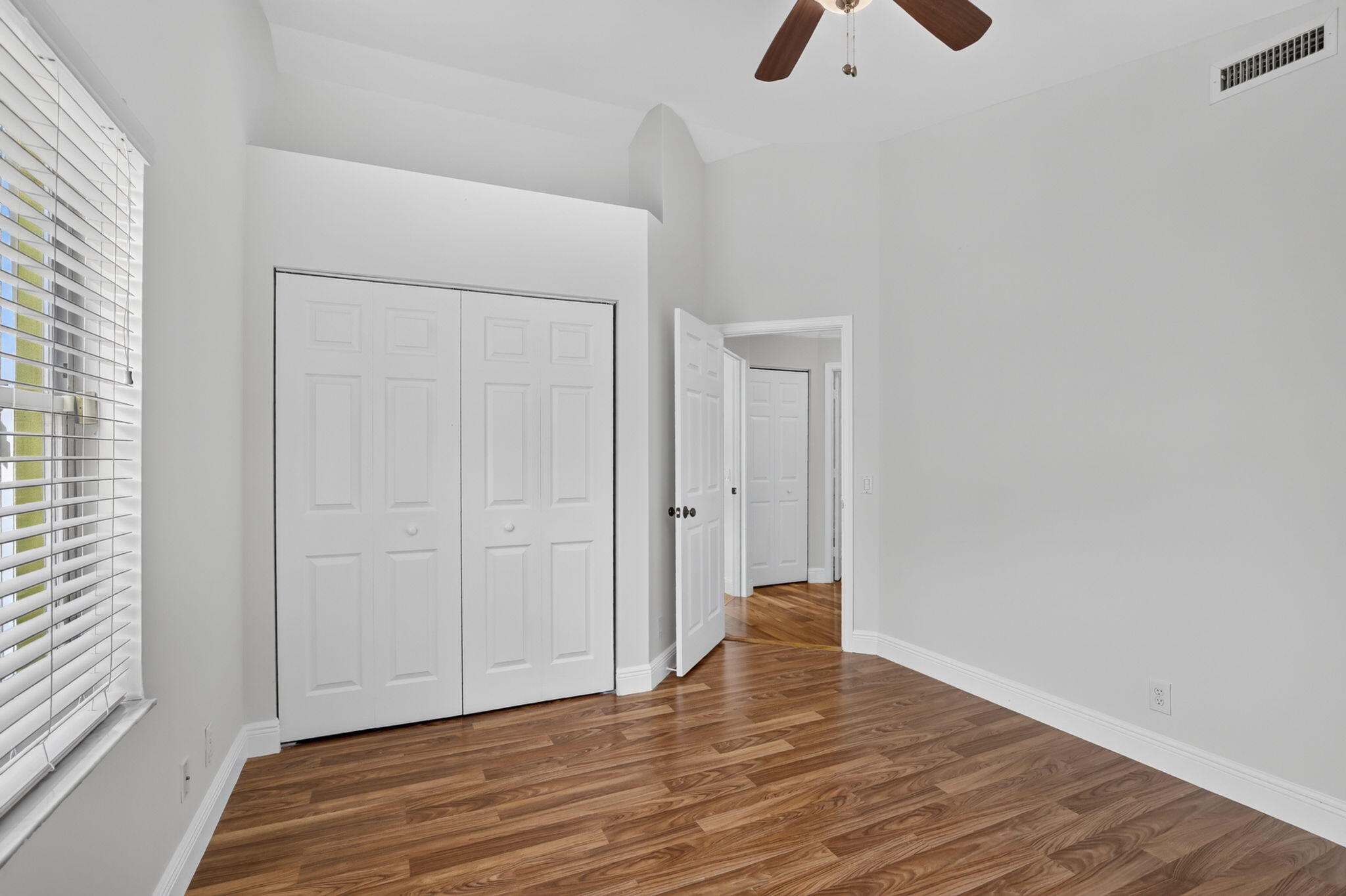 1959 Water Ridge Drive Weston, FL 33326 - Photo 37 of 58 42-web-or-mls-_A7A6505