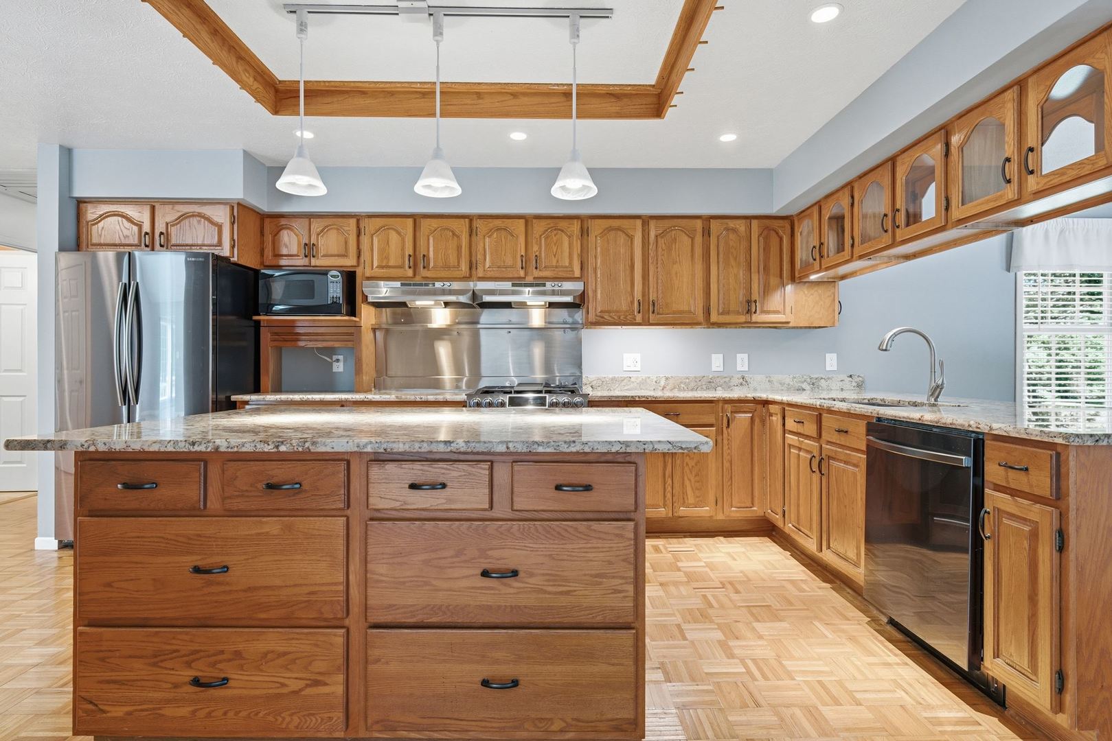 15863 East 2120 N Road Pontiac, IL 61764 - Photo 5 of 49