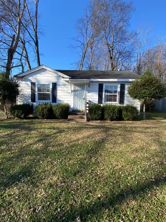 $895 | 616 Gracey Avenue, Clarksville, TN 37040