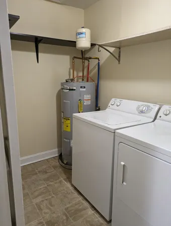 $895 | 616 Gracey Avenue, Clarksville, TN 37040