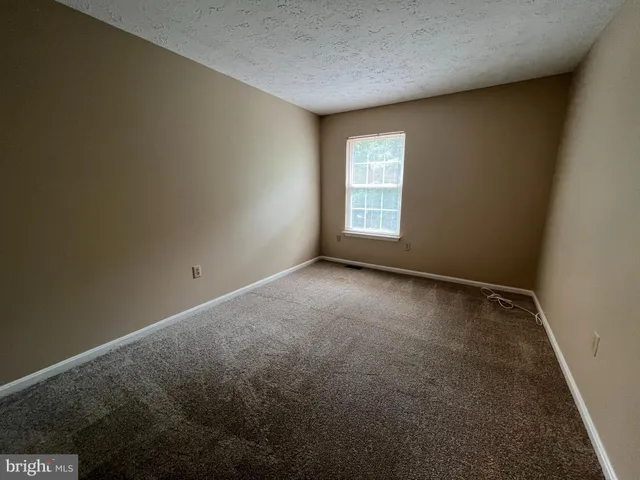 $2,595 | 5004 Doctorfish Court, Waldorf, MD 20603