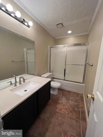 $2,595 | 5004 Doctorfish Court, Waldorf, MD 20603