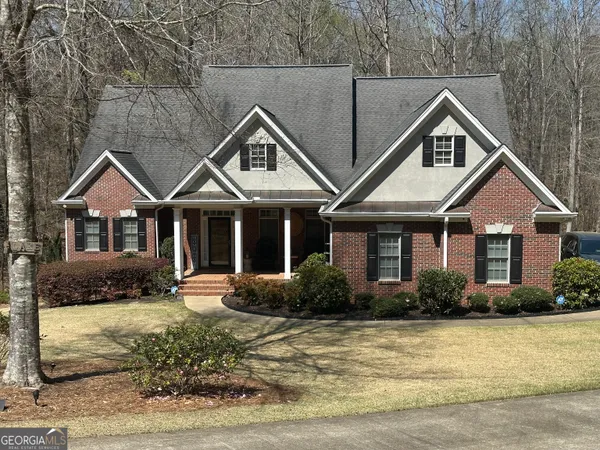 $844,000 | 205 River Oaks Drive, LaGrange, GA 30240