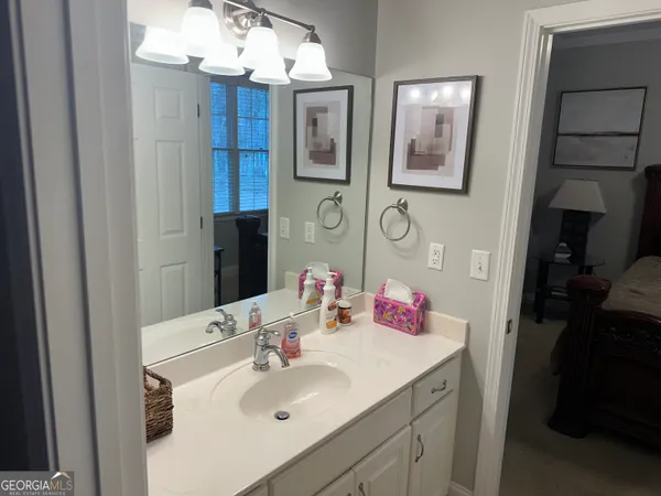 $844,000 | 205 River Oaks Drive, LaGrange, GA 30240