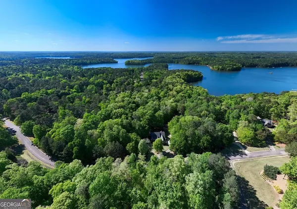 $844,000 | 205 River Oaks Drive, LaGrange, GA 30240