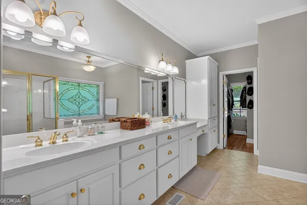 $844,000 | 205 River Oaks Drive, LaGrange, GA 30240