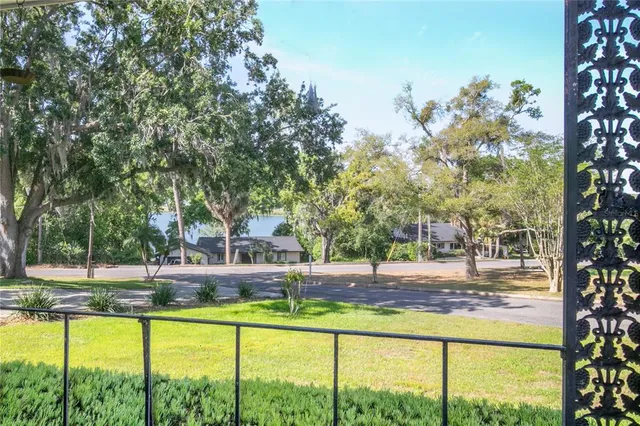 $409,900 | 2311 Sunset Drive, Eustis, FL 32726