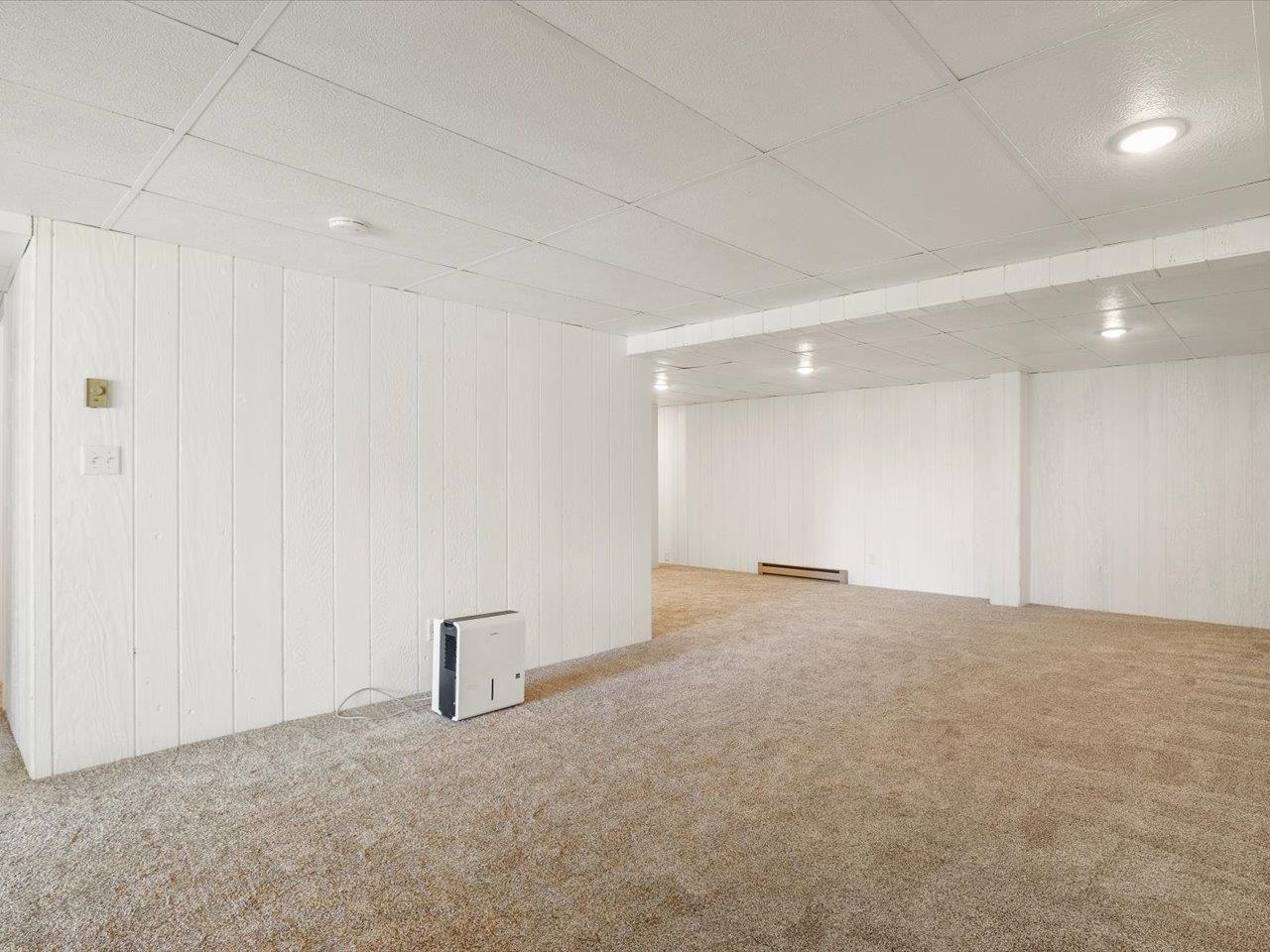 136 Lake Summerset Road Lake Summerset, IL 61019 - Photo 28 of 47 a view of an empty room with a window