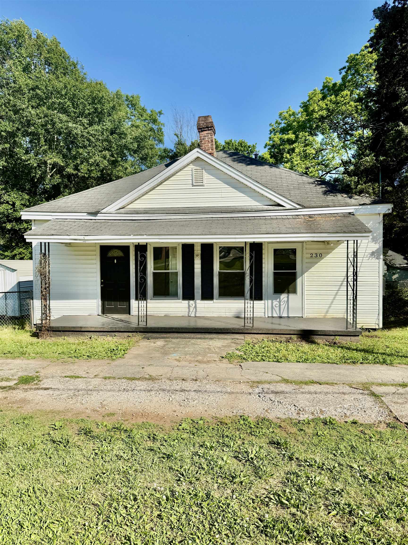 230 Spring Street Spartanburg, SC 29301 - Photo 1 of 25 Gallery Image 1