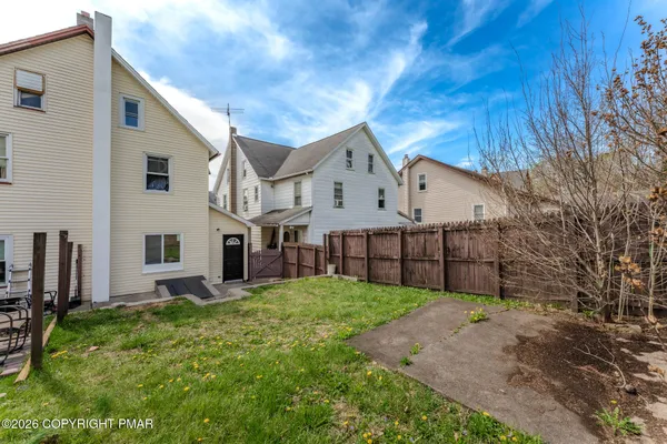 $224,900 | 727 William Street, Pen Argyl, PA 18072