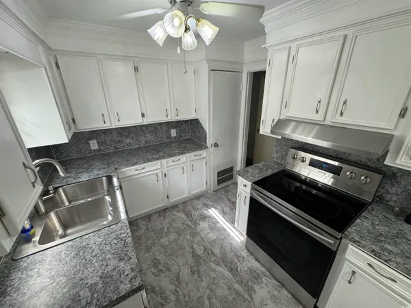 $119,000 | 143 Anderson Street, Lake City, SC 29560