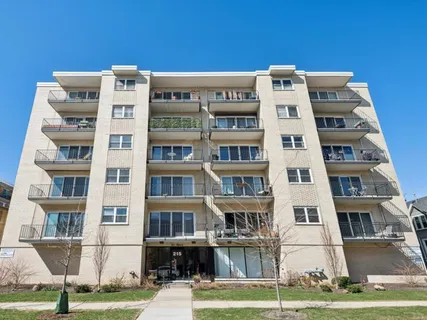 $273,000 | 215 Marengo Avenue, Unit 3A, Forest Park, IL 60130