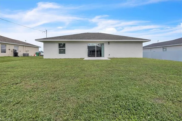 $2,250 | 412 Northeast 25th Street, Cape Coral, FL 33909