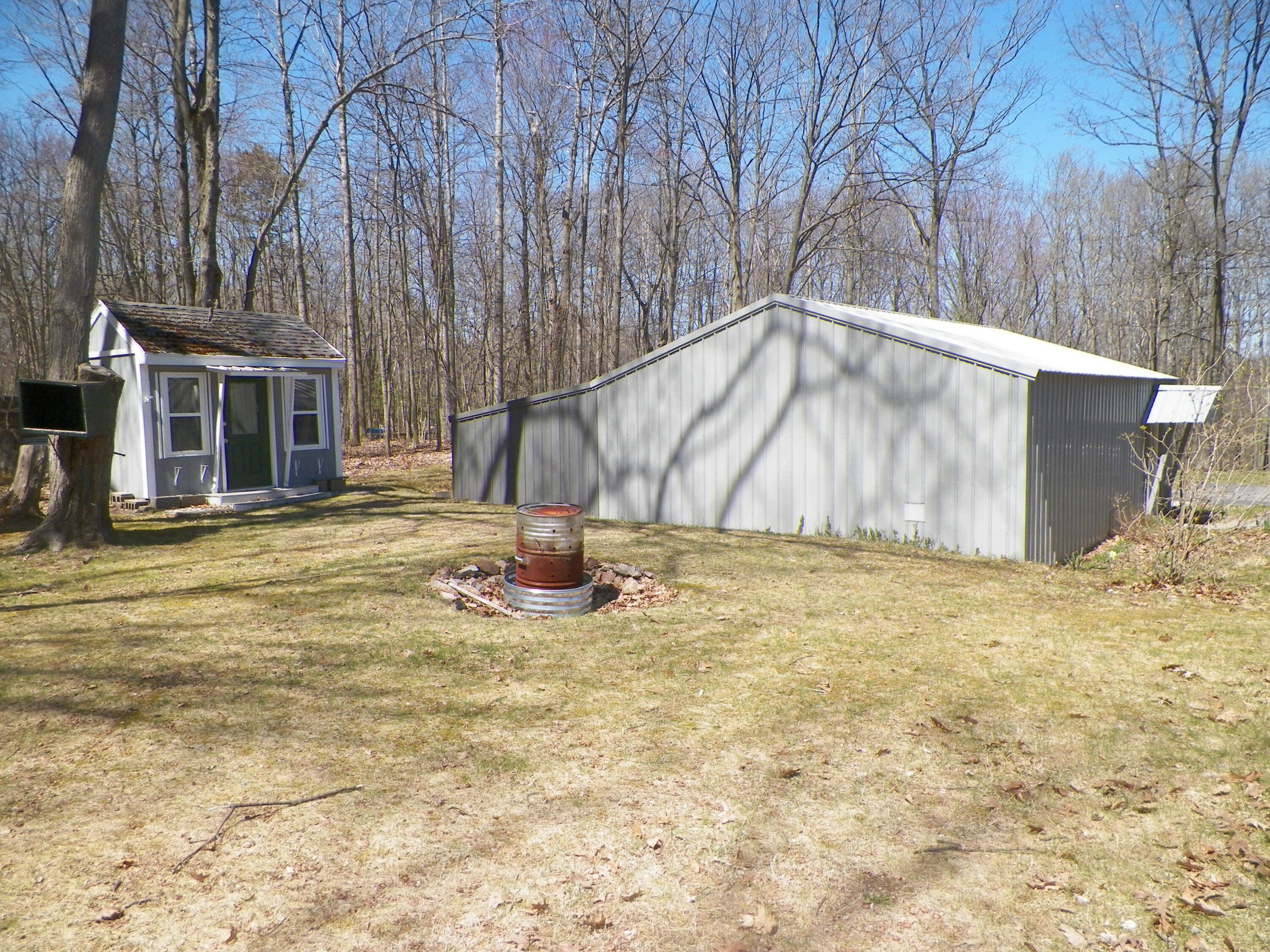 107 High Ridge Road Leroy, MI 49655 - Photo 5 of 23 100_3719