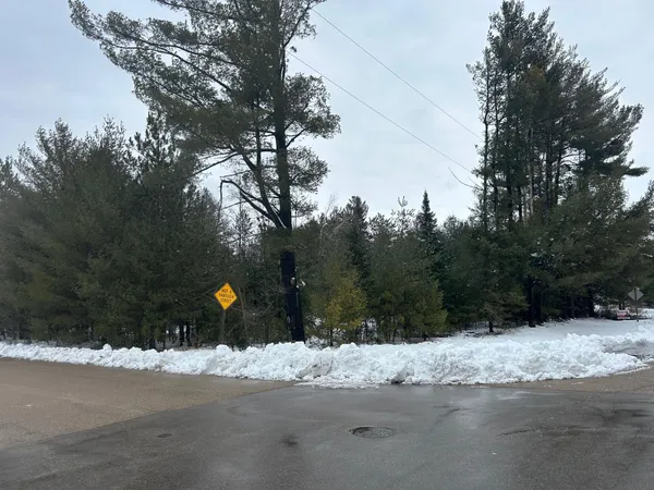 $29,900 | 606 East Brook Street, Suring, WI 54174