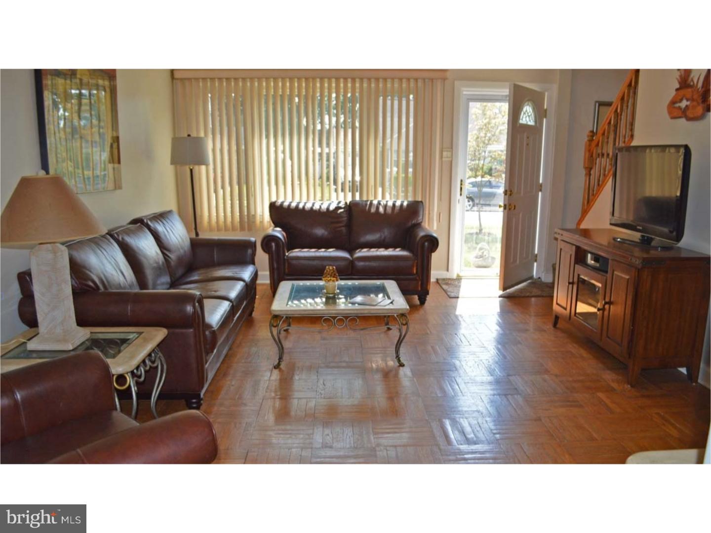 515 Michell Street Ridley Park, PA 19078 - Photo 2 of 24 Living Room
