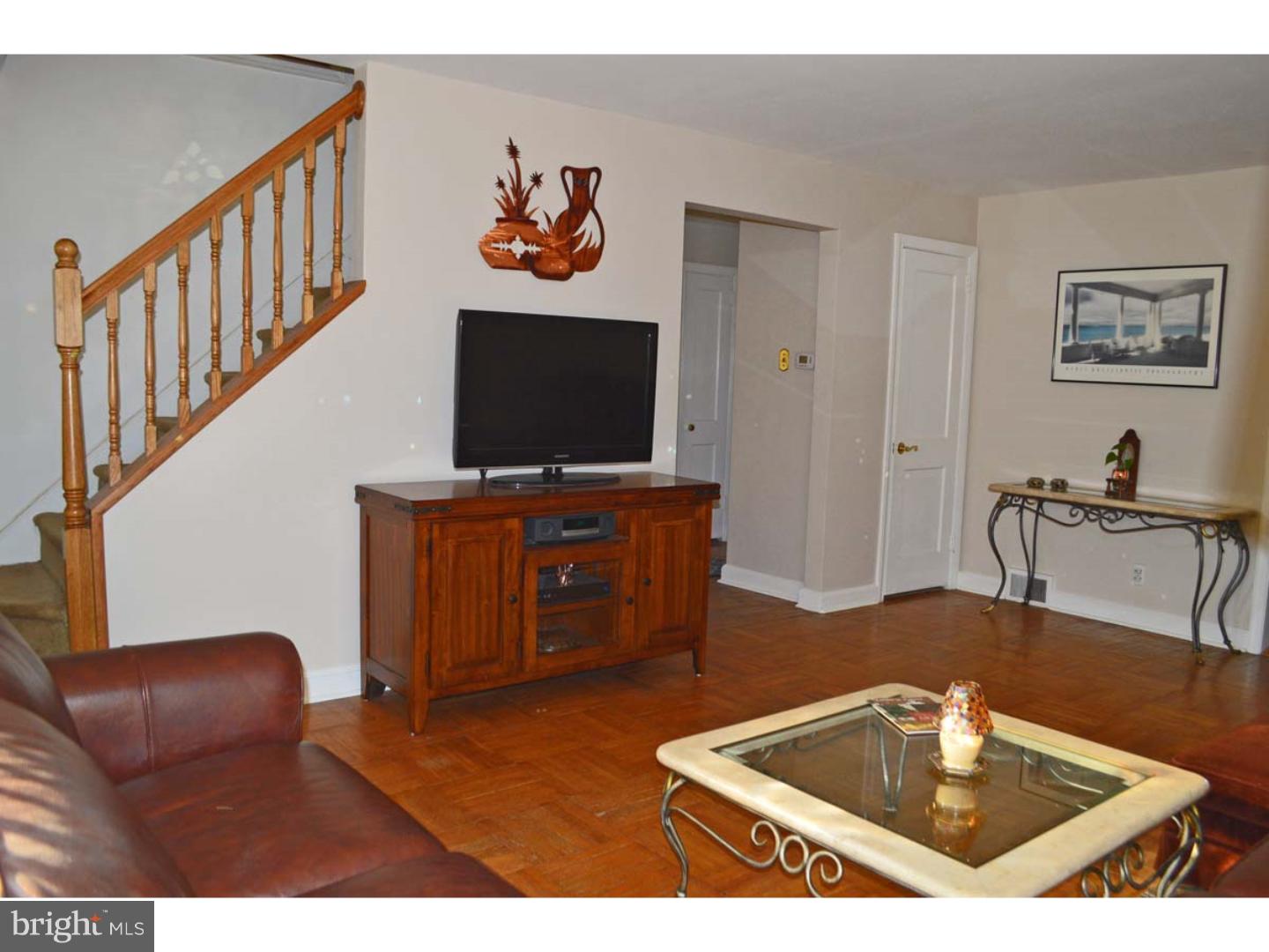 515 Michell Street Ridley Park, PA 19078 - Photo 3 of 24 Living Room