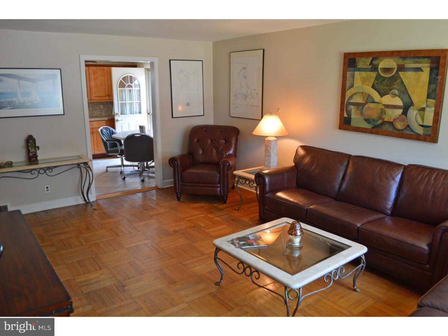 515 Michell Street Ridley Park, PA 19078 - Photo 5 of 24 Living Room