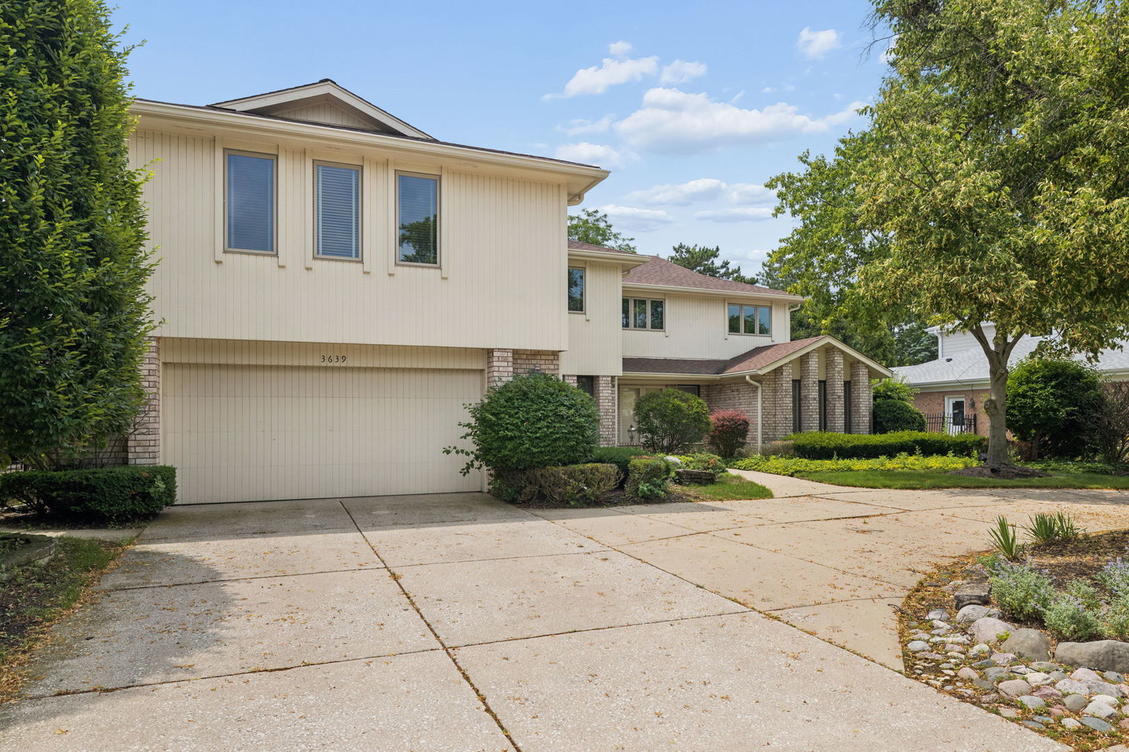 3639 Pebble Beach Road Northbrook, IL 60062 - Photo 5 of 53