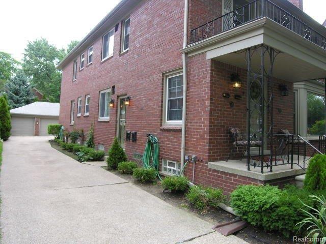 768 Harcourt Road Grosse Pointe, MI 48230 - Photo 19 of 23 DSCN7512