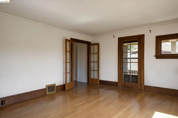 $1,199,000 | 5570 Taft Avenue, Oakland, CA 94618