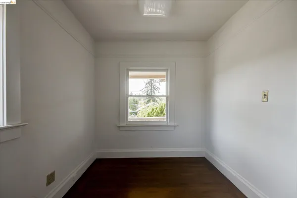 $1,199,000 | 5570 Taft Avenue, Oakland, CA 94618