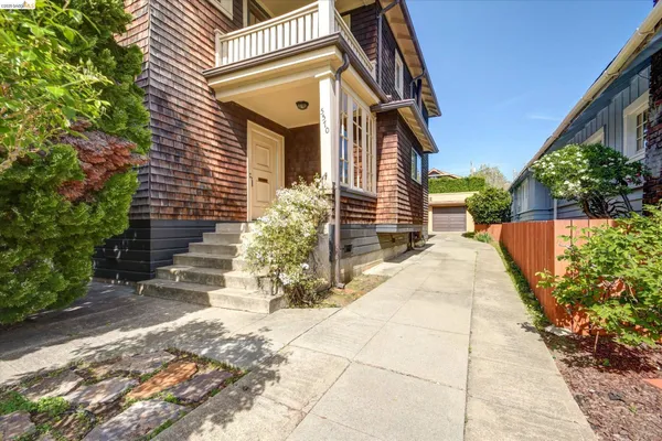 $1,199,000 | 5570 Taft Avenue, Oakland, CA 94618
