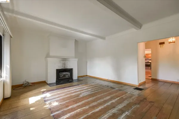 $1,199,000 | 5570 Taft Avenue, Oakland, CA 94618