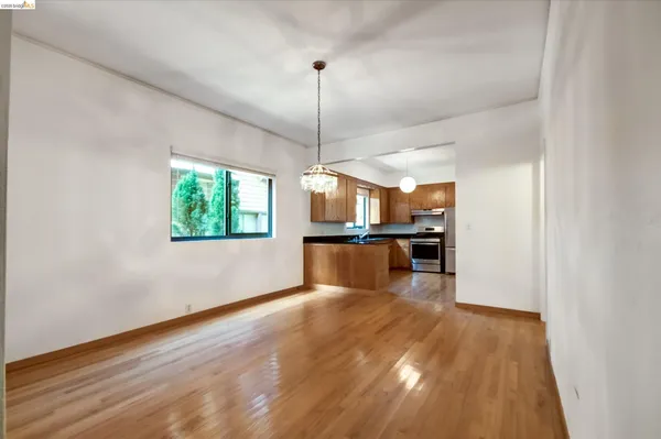 $1,199,000 | 5570 Taft Avenue, Oakland, CA 94618