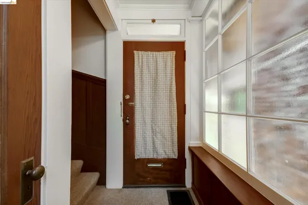 $1,199,000 | 5570 Taft Avenue, Oakland, CA 94618