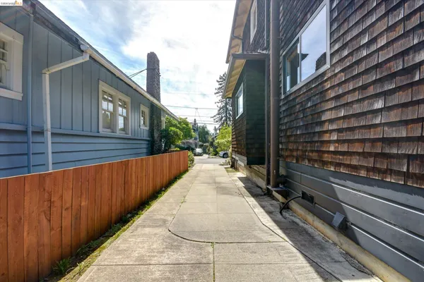 $1,199,000 | 5570 Taft Avenue, Oakland, CA 94618