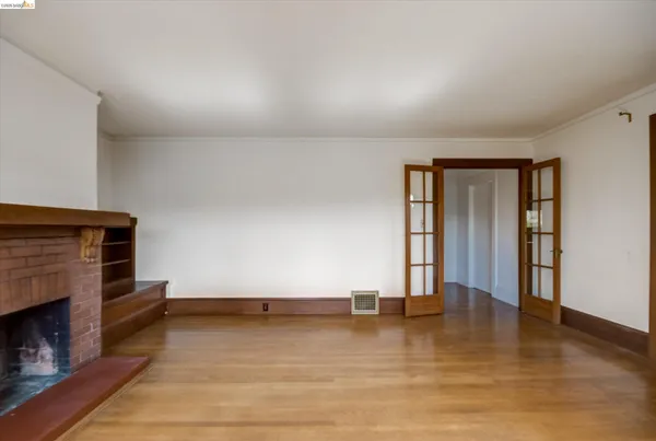 $1,199,000 | 5570 Taft Avenue, Oakland, CA 94618