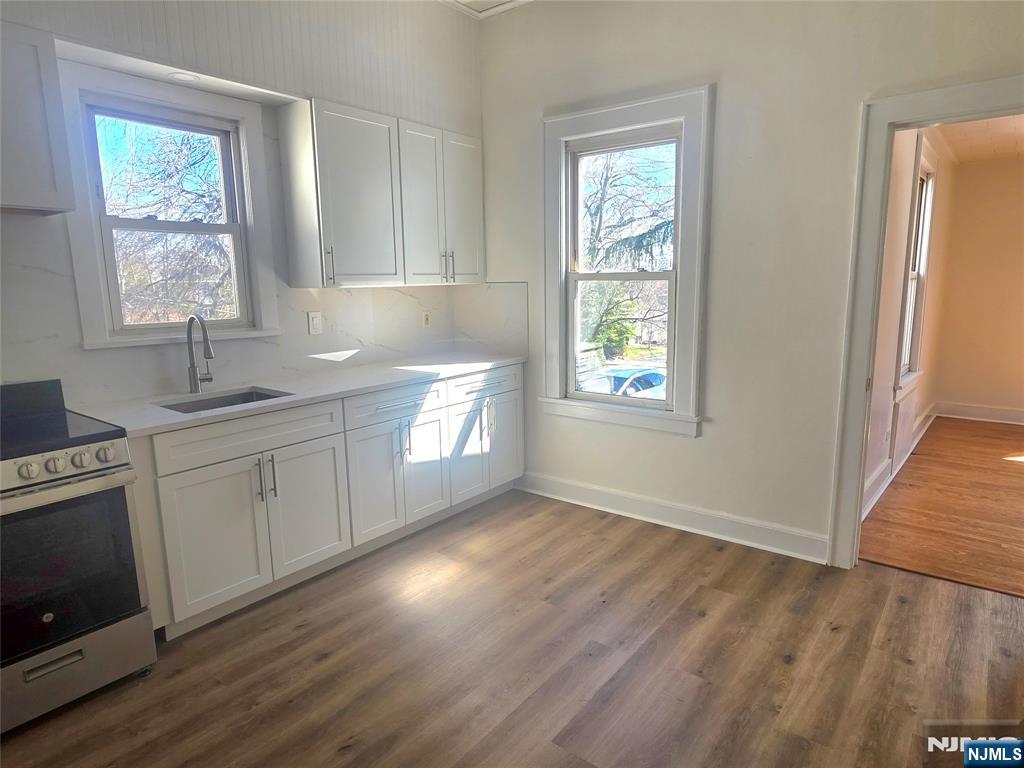 828 Kinderkamack Road River Edge, NJ 07661 - Photo 4 of 14
