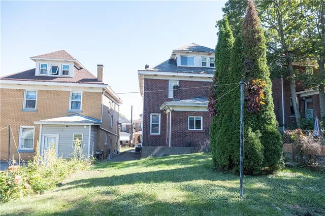 $150,000 | 2302 Bensonia Avenue, Pittsburgh, PA 15216