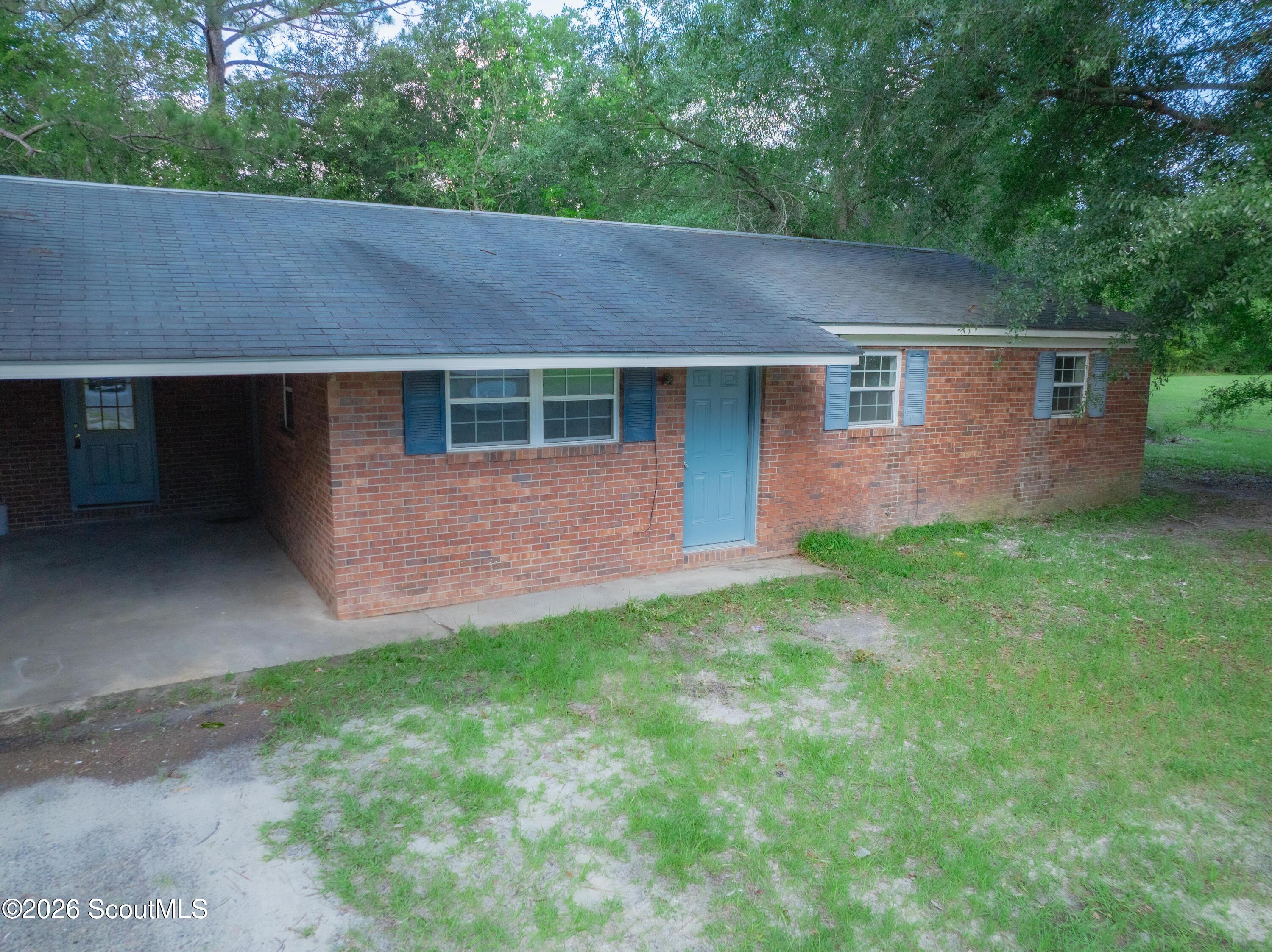 1601 Gibbs Street Waycross, GA 31503 - Photo 3 of 26 002-2