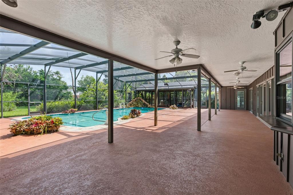 105 Pine Tree Lane Altamonte Springs, FL 32714 - Photo 35 of 43