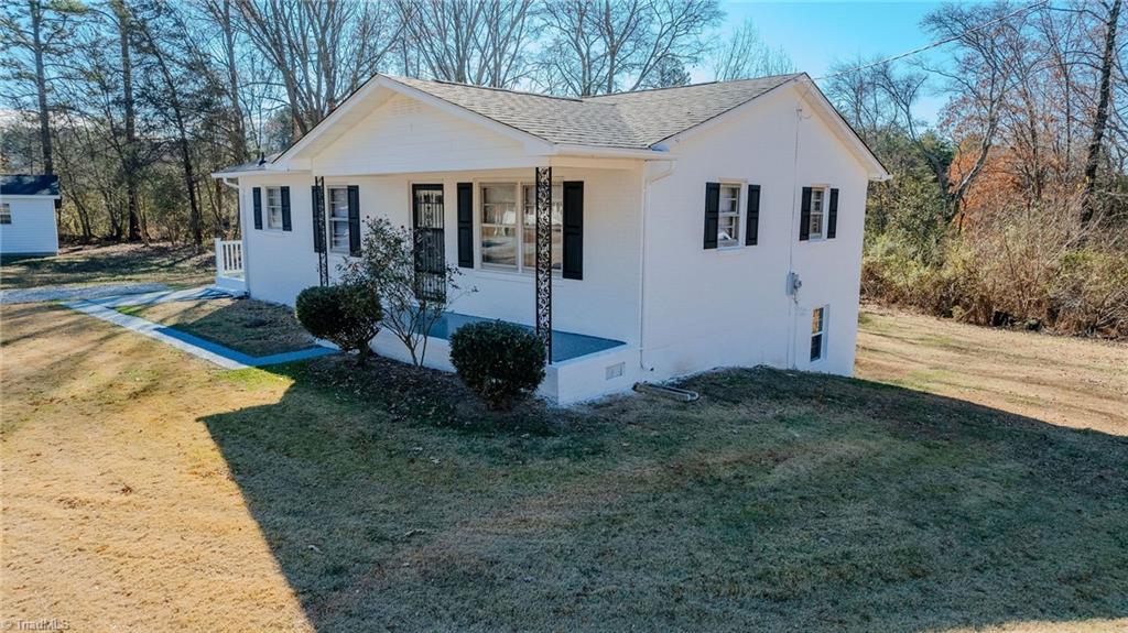 1166 Farmer Road Blanch, NC 27212 - Photo 3 of 45 Gallery Image 3
