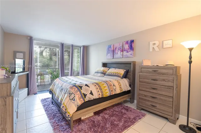 $1,850 | 501 Three Islands Boulevard, Unit 216, Hallandale Beach, FL 33009