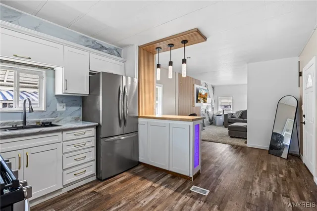 $52,500 | 39 Carefree Lane, Cheektowaga, NY 14227