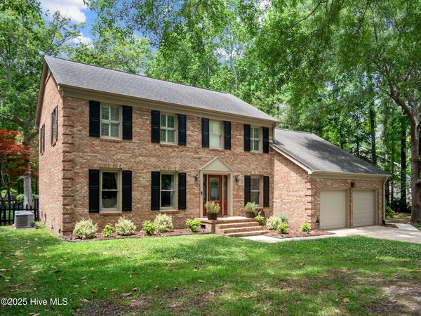$2,500 | 939 Eton Drive, Jacksonville, NC 28546