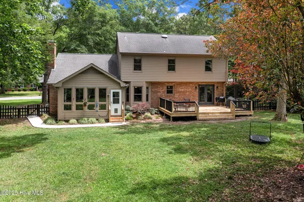 $2,500 | 939 Eton Drive, Jacksonville, NC 28546