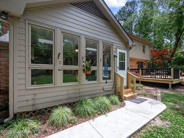$2,500 | 939 Eton Drive, Jacksonville, NC 28546