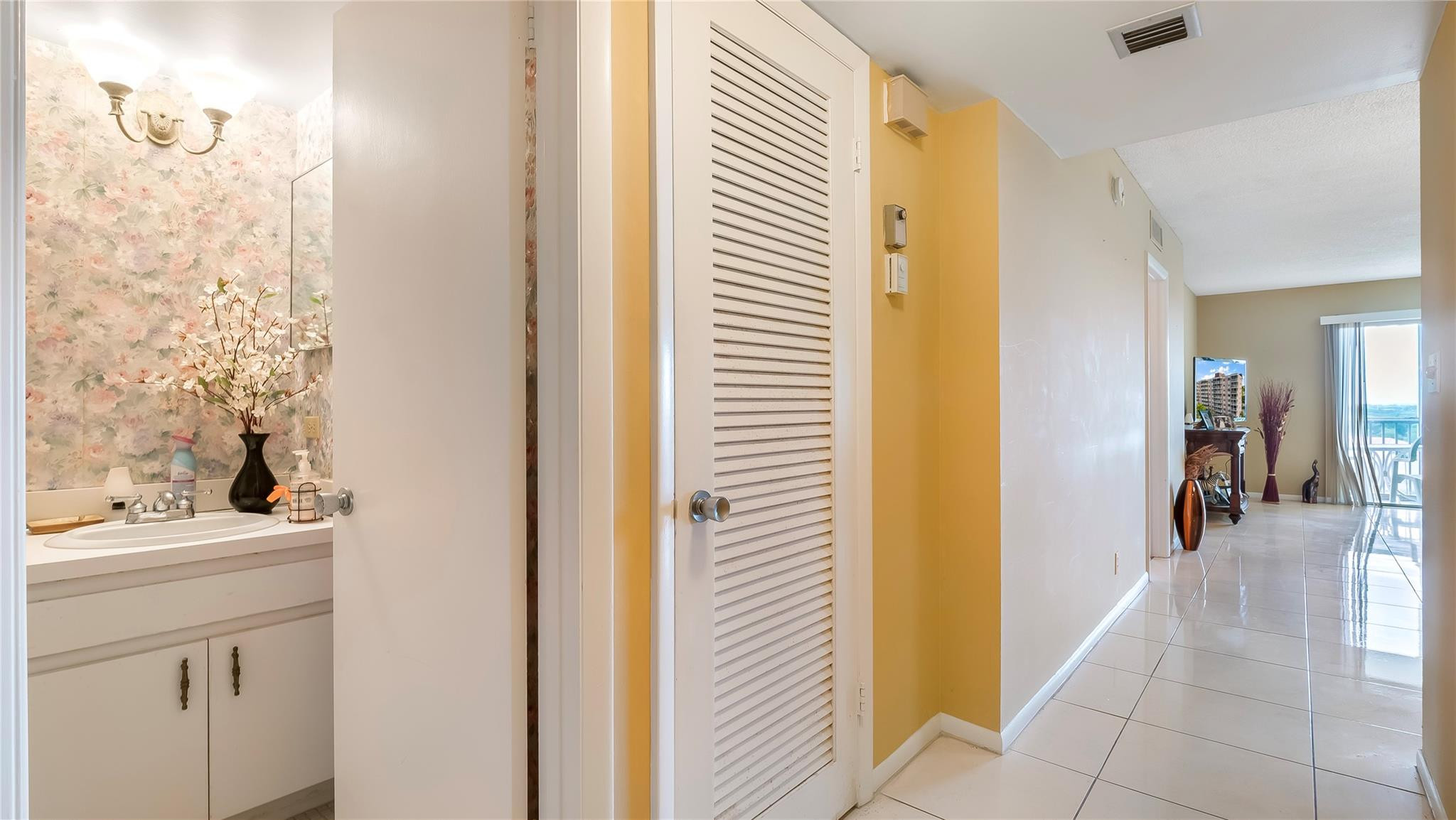 9101 West Sample Road, Unit 704 Coral Springs, FL 33065 - Photo 14 of 27 Photo 14