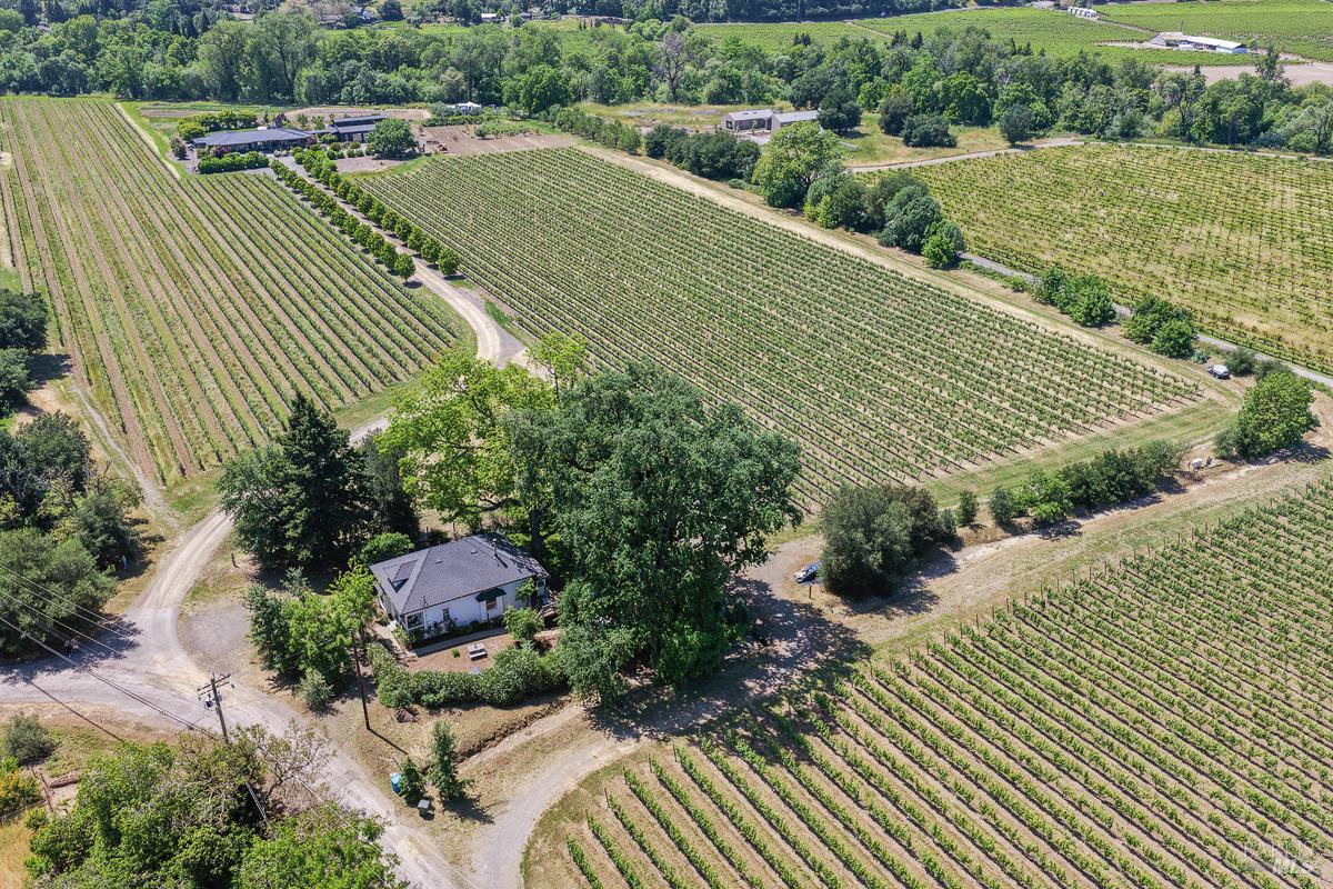 5091 Dry Creek Road Healdsburg, CA 95448 - Photo 35 of 52